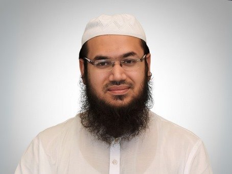 Senior Sharia Adviser